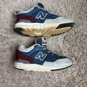 Toddler New Balance 997 sneakers. Size 8!
